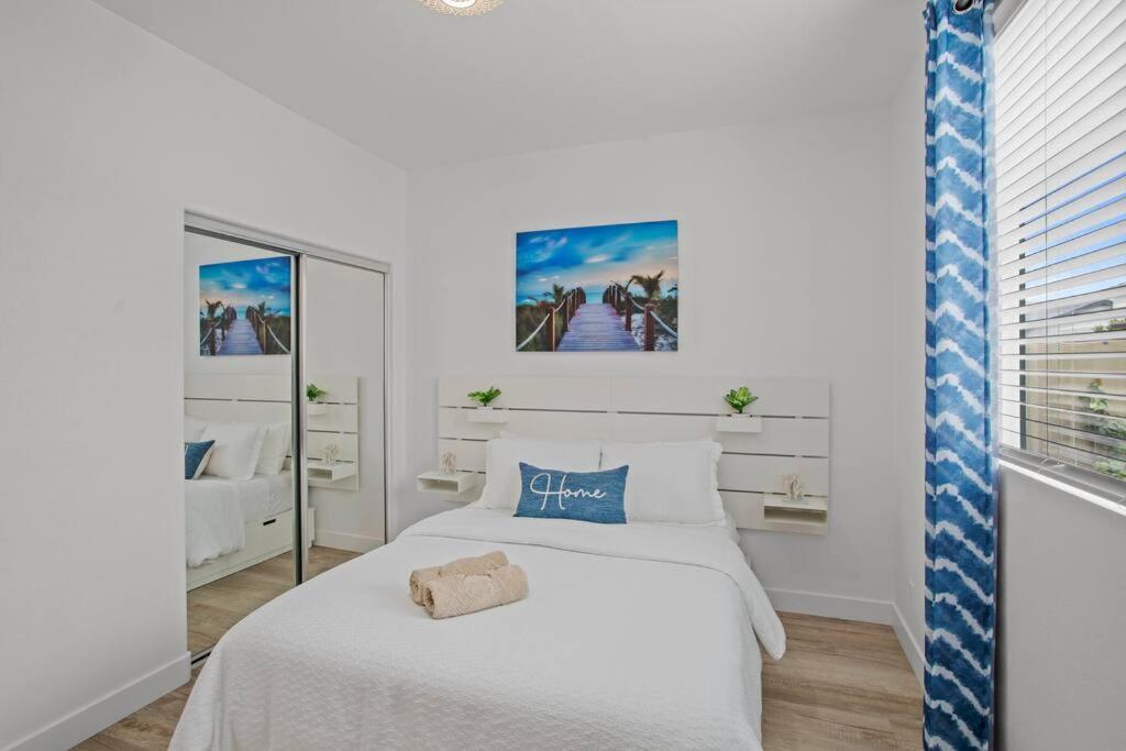 Desert Fantasy Oasis Pool, Jacuzzi, Royal Beds Villa Коачела Екстериор снимка